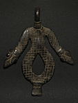 ガンのブロンズペンダントトップ（両頭のヘビ・中）・ブルキナファソ<アフリカのブロンズ彫刻