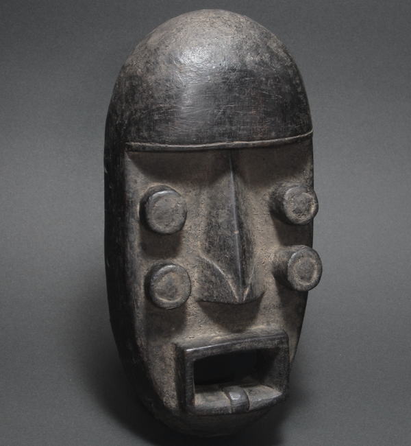グレボの四つ目のマスク・コートジボワール＜アフリカの仮面(木彫り)