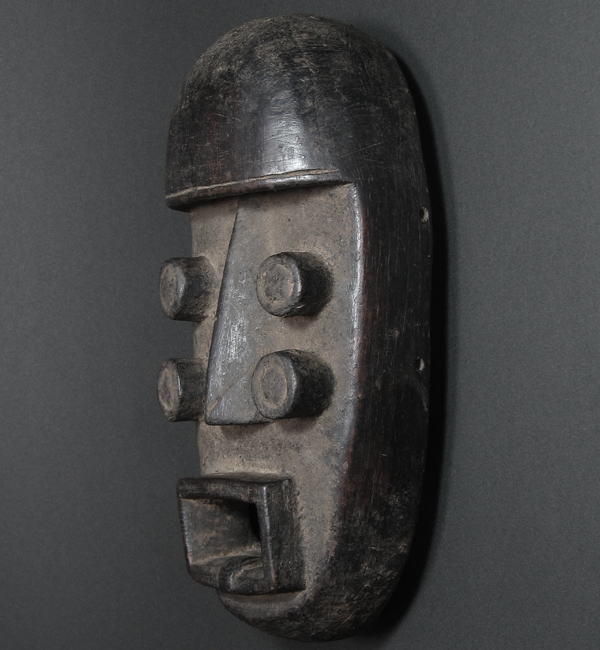 グレボの四つ目のマスク・コートジボワール＜アフリカの仮面(木彫り)
