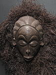 チョクウェのPwoマスク・コンゴ民主共和国<アフリカの仮面(木彫り)