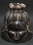 メンデの女性結社のヘルメット型マスク・シエラレオネorリベリア＜アフリカの仮面(木彫り)