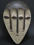 レガの三つの顔のマスク・コンゴ民主共和国＜アフリカの仮面(木彫り)