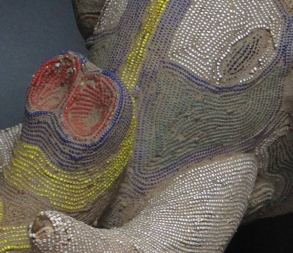ゾウのビーズ装飾マスク・カメルーン＜アフリカの仮面(木彫り)