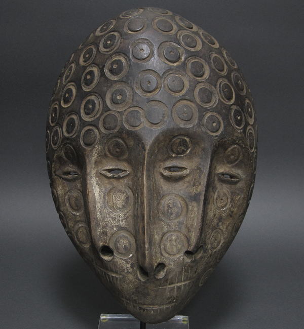 K̎O̊̃}XNERS勤aAtJ̉(ؒ)