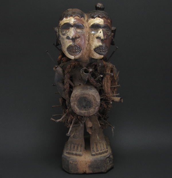 骨董品　木像 Nkisi像<アフリカの木像：アフリカ雑貨アザライ