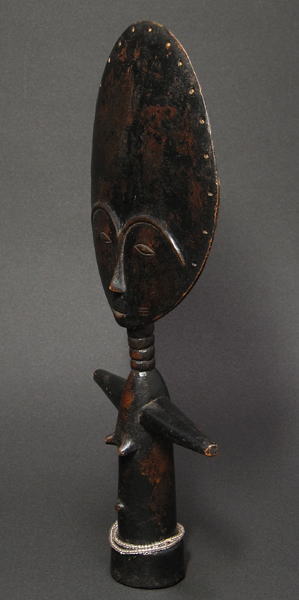 アクワバ人形<アフリカの木像：アフリカ雑貨アザライ