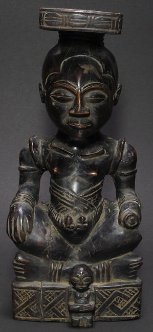 クバ王の像・コンゴ民主共和国(旧ザイール)<アフリカの木彫り像