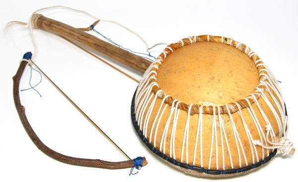 ひょうたん型楽器 ひょうたん弦楽器 | biwaud