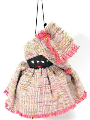 アフリカのひょうたん雑貨　吊り人形(ひょうたん人形）　ブルキナファソ