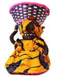 アフリカの雑貨　かご付き人形　ブルキナファソ