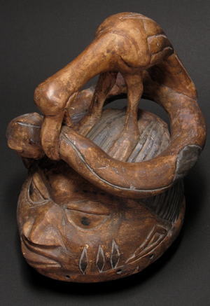 ゲレデ（ヘルメット型マスク）・ヨルバ＜アフリカの仮面