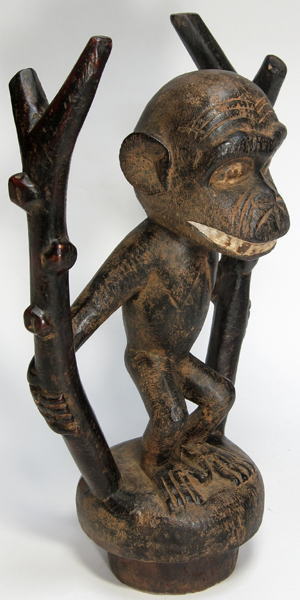 猿の煙草入れ・バウレ＜アフリカの木彫民具