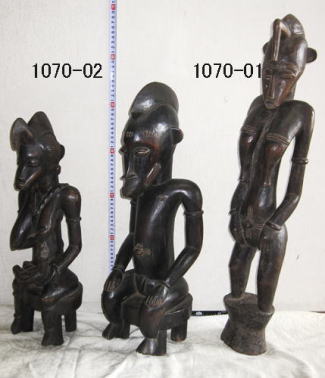 セヌフォ彫像・コートジボワール<アフリカの木像