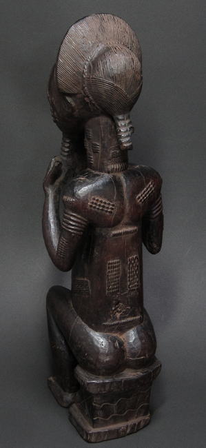 バウレ男性像・コートジボワール<アフリカの木彫り像