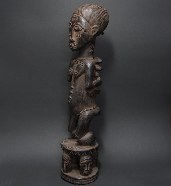 バウレ母子像・コートジボワール<アフリカの木彫り像
