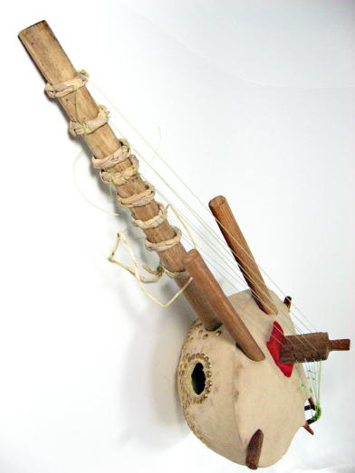 アフリカのひょうたん楽器　コラ(八弦)　バンバラ