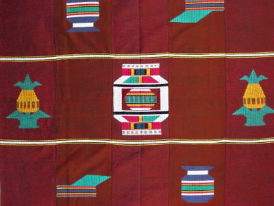 手織りテーブルクロス・フォン<アフリカの織り布