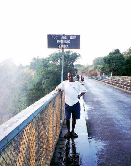 ザンビア：ザンビア‐ジンバブウェ国境