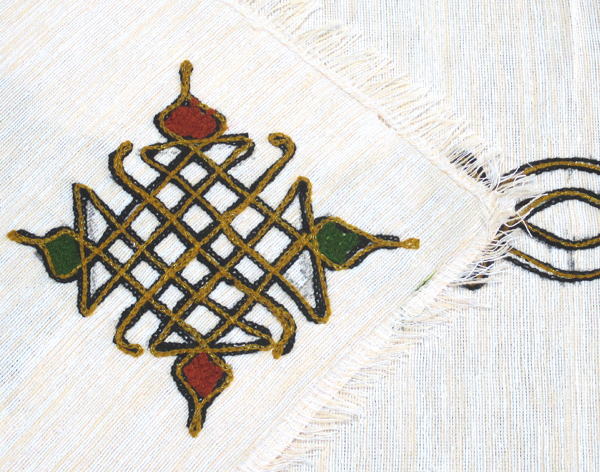 刺繍入りテーブルセンター・ランチョンマットセット・エチオピア<アフリカの布